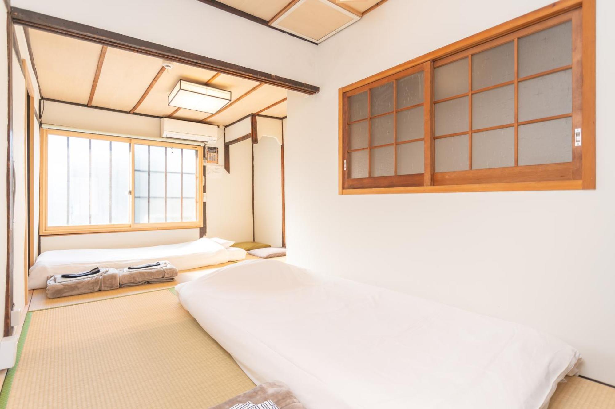 Guesthouse Oneworld Shijo四条京町屋 Kyoto Exterior photo