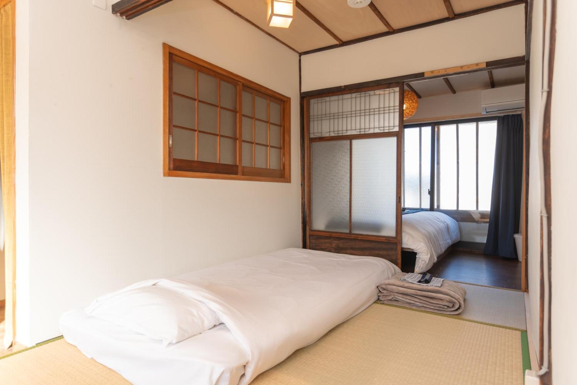 Guesthouse Oneworld Shijo四条京町屋 Kyoto Exterior photo